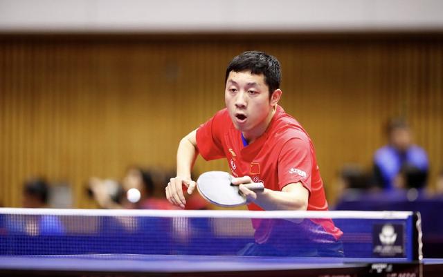 很多运动鞋 很多运动鞋