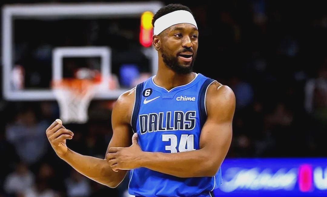 与曼联完成 与曼联完成