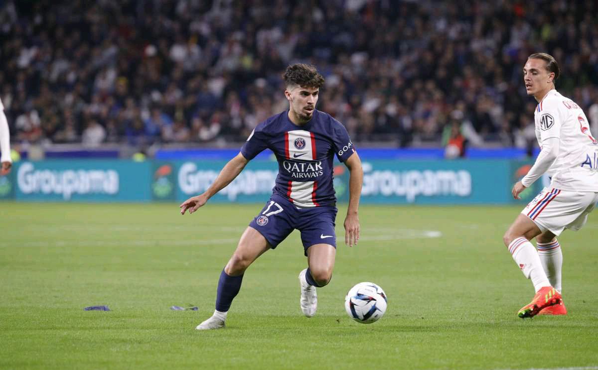 镇定的表现 镇定的表现