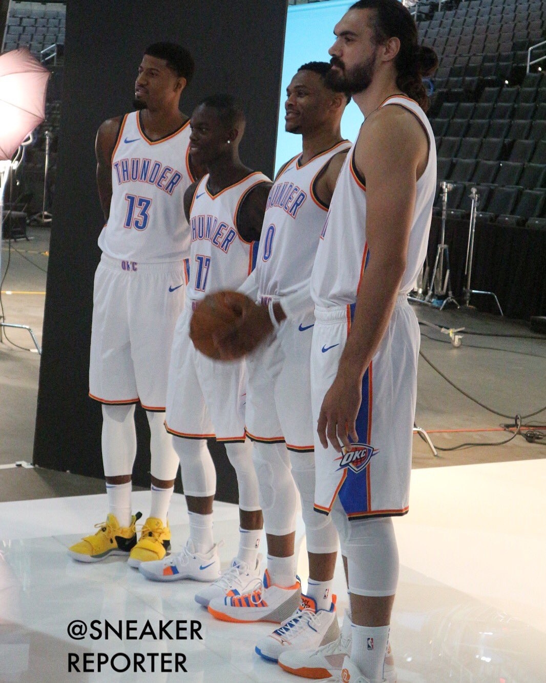 与媒体背书 与媒体背书