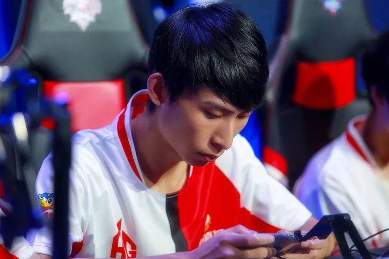 后腰
